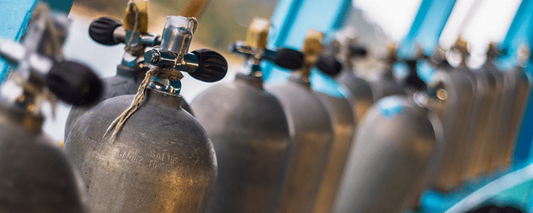 Газовые баллоны в Деловом центре